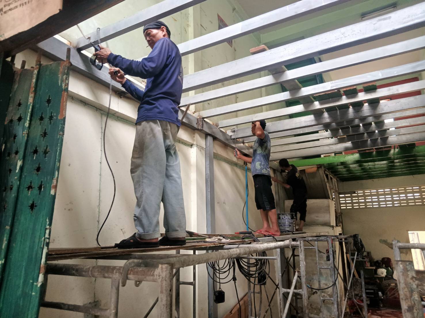 Renovate the mezzanine (14)