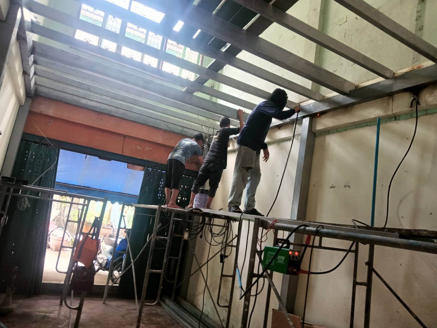 Renovate the mezzanine (15)