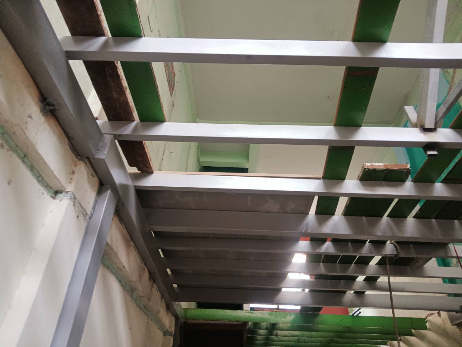 Renovate the mezzanine (18)