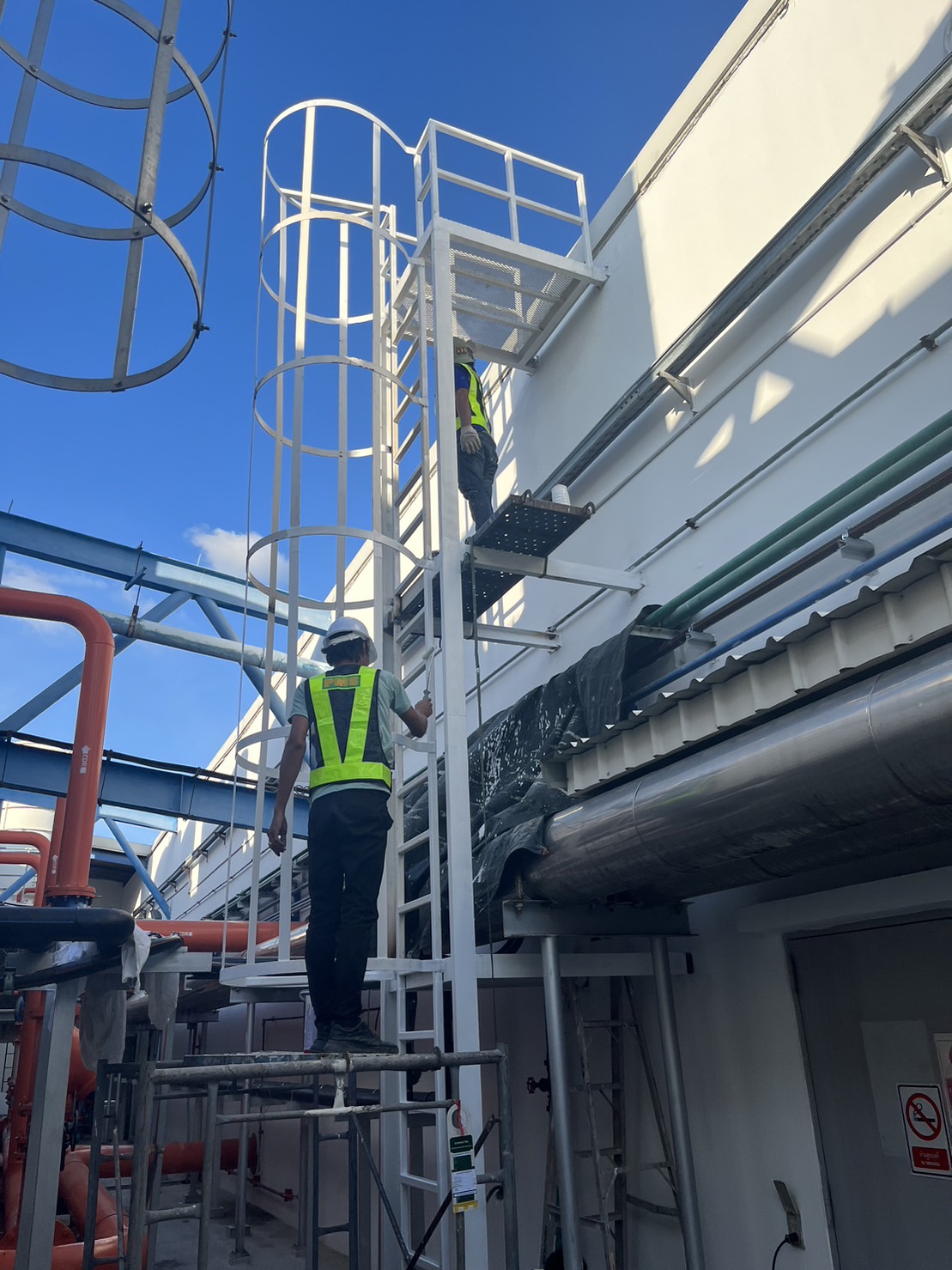 steel-ladder (9)