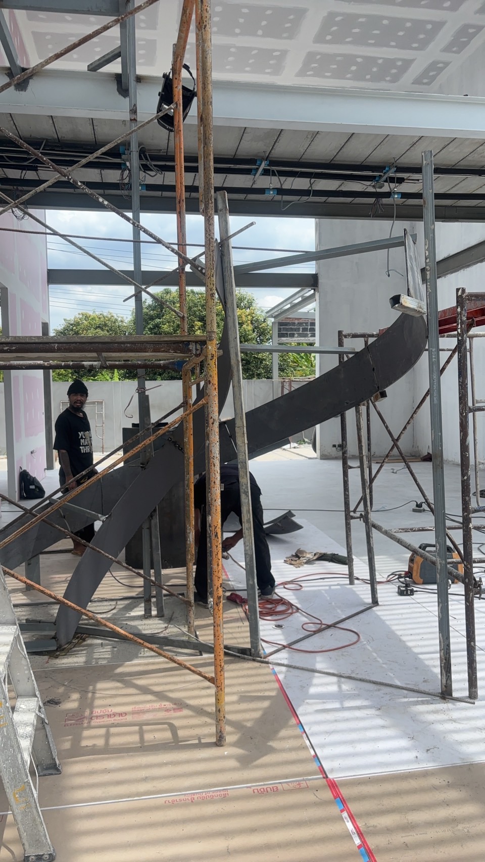 รีโนเวทโกดังคุณพีทคุณ-แก้มบุ๋ม