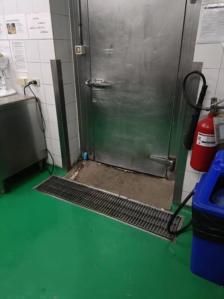 kitchen-glutter-Avani-hotel-hengkee-construction-4